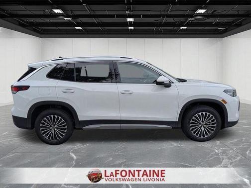 2025 Volkswagen Tiguan 2.0T S