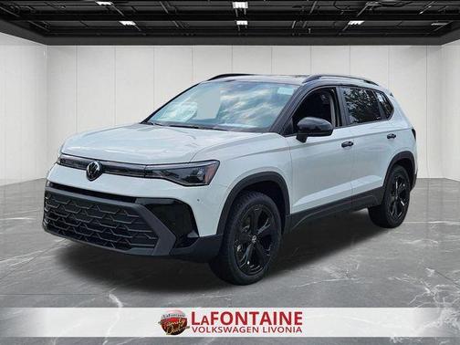 2025 Volkswagen Taos 1.5T SE Black