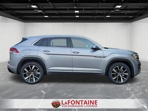 2025 Volkswagen Atlas Cross Sport 2.0T SEL Premium R-Line