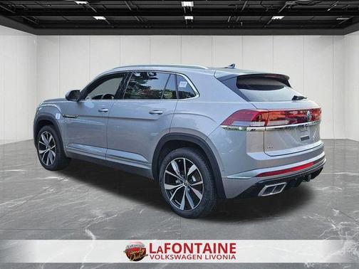 2025 Volkswagen Atlas Cross Sport 2.0T SEL Premium R-Line