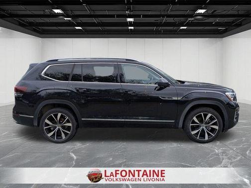 2025 Volkswagen Atlas 2.0T SEL Premium R-Line