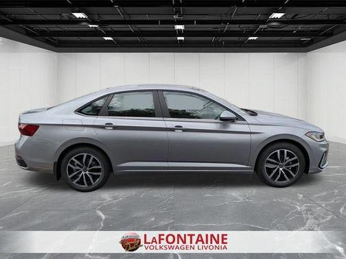 2025 Volkswagen Jetta 1.5T SE