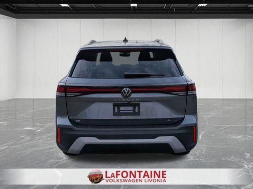 2025 Volkswagen Tiguan 2.0T SE