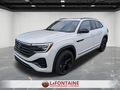 2025 Volkswagen Atlas Cross Sport 2.0T SEL R-Line Black