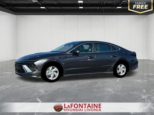 2025 Hyundai SONATA SE