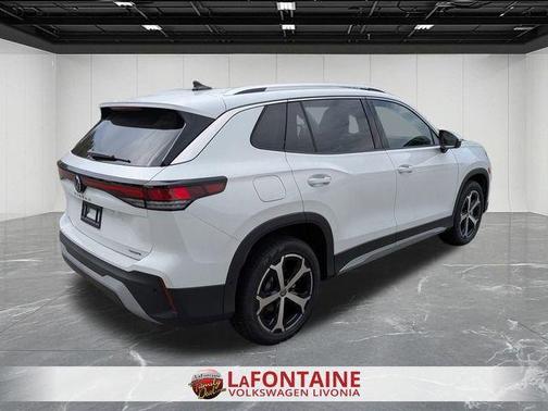 2025 Volkswagen Tiguan 2.0T SE