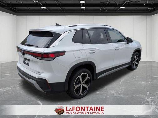2025 Volkswagen Tiguan 2.0T SE