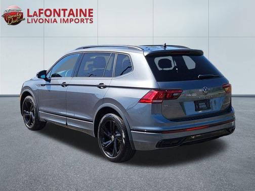 2023 Volkswagen Tiguan 2.0T SE R-Line Black