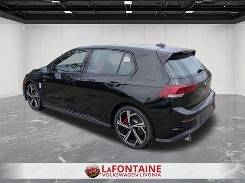 2025 Volkswagen Golf GTI 2.0T SE