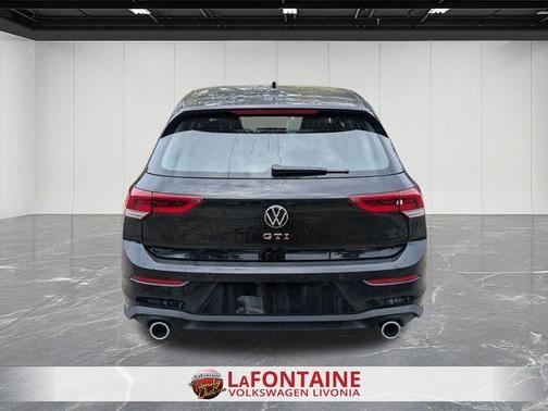 2025 Volkswagen Golf GTI 2.0T SE