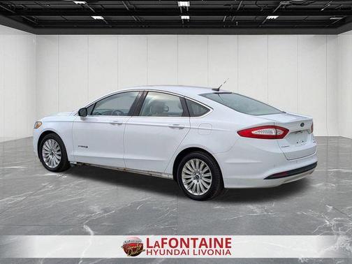 2013 Ford Fusion Hybrid SE