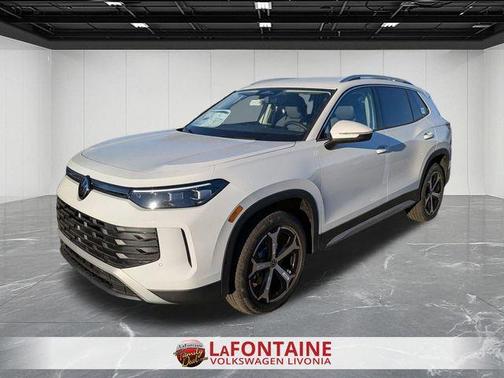 2025 Volkswagen Tiguan 2.0T SE