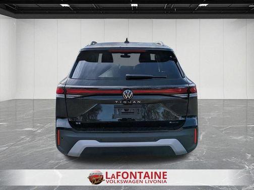 2025 Volkswagen Tiguan 2.0T SE