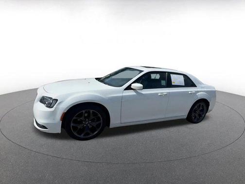 2022 Chrysler 300 S