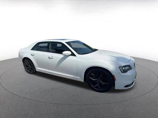 2022 Chrysler 300 S