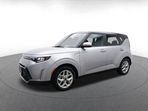 Steel Gray 2025 Kia Soul LX
