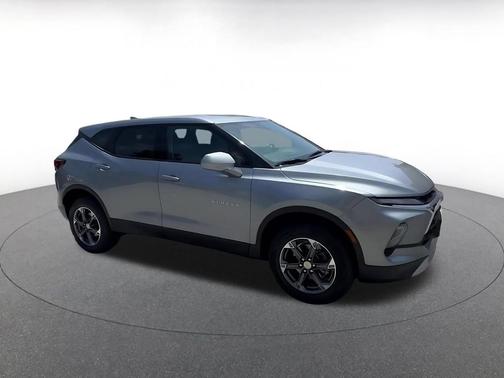 Sterling Gray Metallic 2025 Chevrolet Blazer 2LT