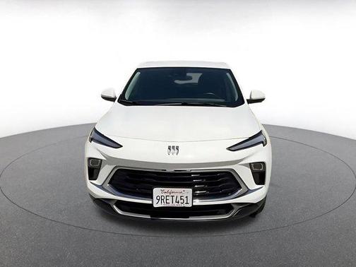 Summit White 2025 Buick Encore GX Preferred