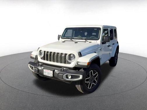 2025 Jeep Wrangler 4-Door Sahara 4x4