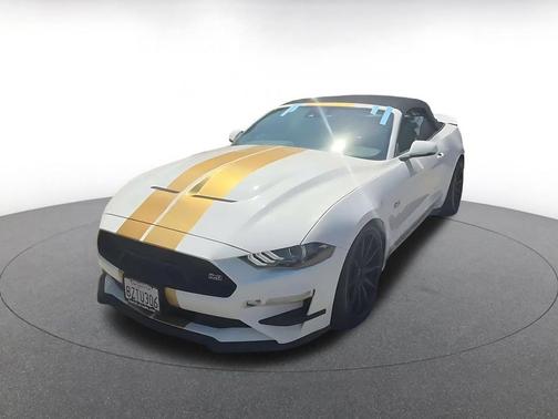 Oxford White 2022 Ford Mustang GT Premium