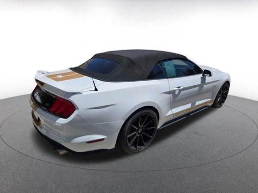 Oxford White 2022 Ford Mustang GT Premium