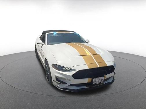 Oxford White 2022 Ford Mustang GT Premium