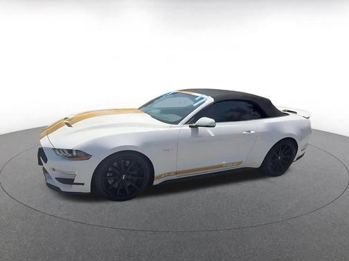 Oxford White 2022 Ford Mustang GT Premium