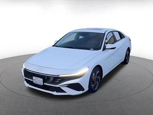 2025 Hyundai ELANTRA HEV Limited