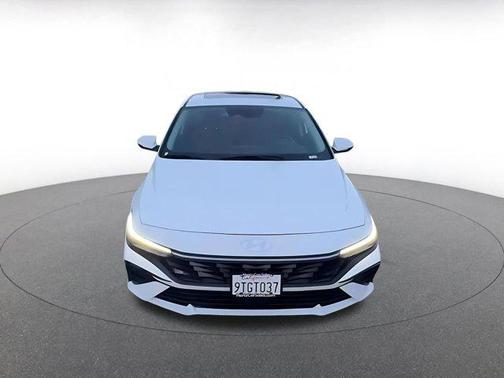 2025 Hyundai ELANTRA HEV Limited