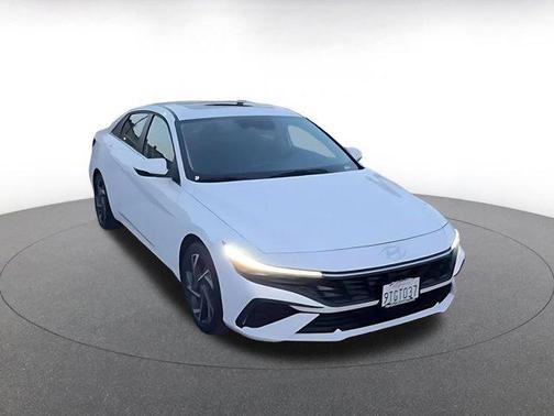 2025 Hyundai ELANTRA HEV Limited