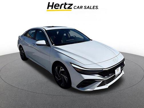 2025 Hyundai ELANTRA SEL