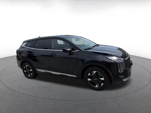 Ebony Black 2026 Kia Sportage LX