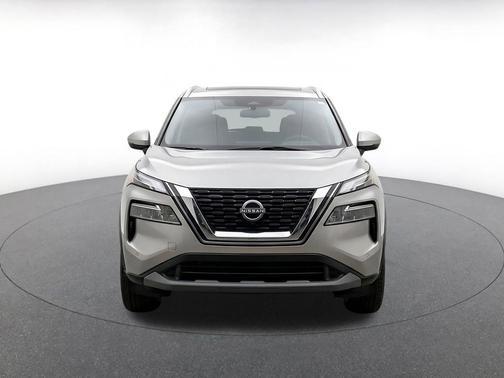 Brilliant Silver Metallic 2025 Nissan Rogue SV