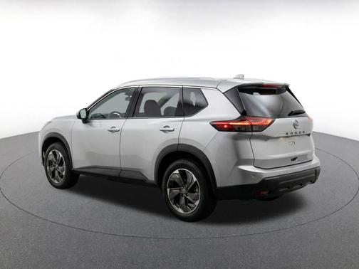 Brilliant Silver Metallic 2025 Nissan Rogue SV