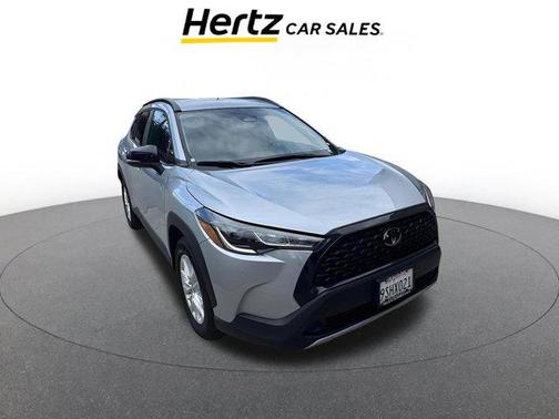 2025 Toyota Corolla Cross LE