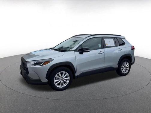 2025 Toyota Corolla Cross LE