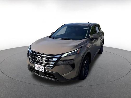 Baja Storm Metallic 2025 Nissan Rogue SV