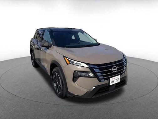 Baja Storm Metallic 2025 Nissan Rogue SV