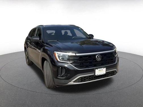 2024 Volkswagen Atlas Cross Sport 2.0T SE w/Technology 4MOTION