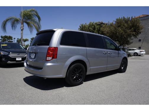 Photo 5 of 31 of 2019 Dodge Grand Caravan GT