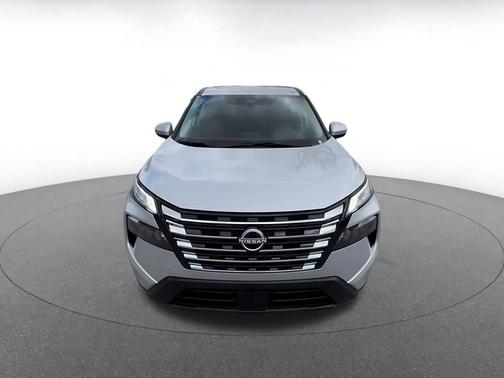 Brilliant Silver Metallic 2025 Nissan Rogue SV