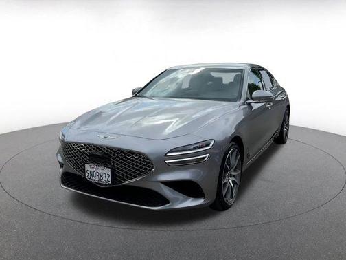 2025 Genesis G70 2.5T RWD