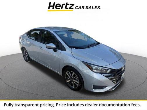 Brilliant Silver Metallic 2025 Nissan Versa 1.6 SV