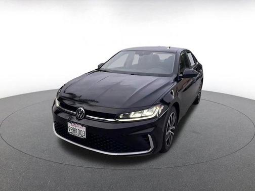 2025 Volkswagen Jetta 1.5T SE