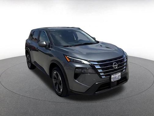 Gun Metallic 2025 Nissan Rogue SV