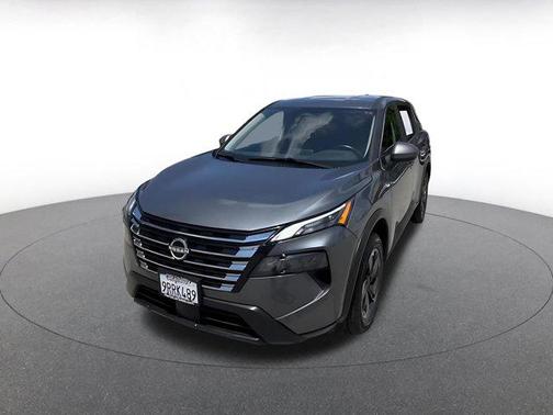 Gun Metallic 2025 Nissan Rogue SV