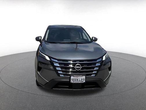 Gun Metallic 2025 Nissan Rogue SV