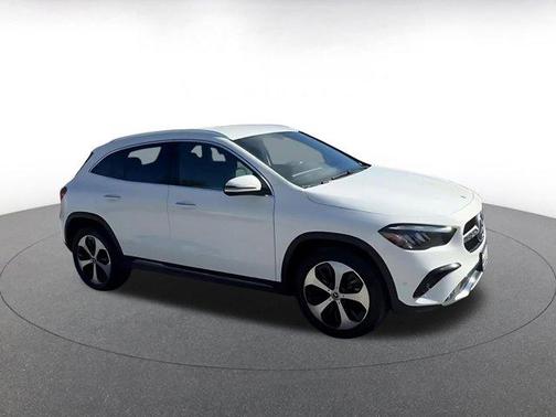 2025 Mercedes-Benz GLA 250 4MATIC