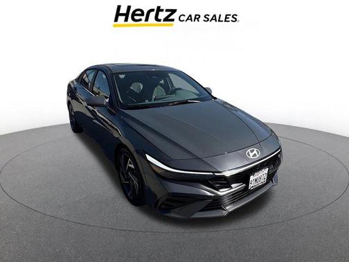 2025 Hyundai ELANTRA SEL