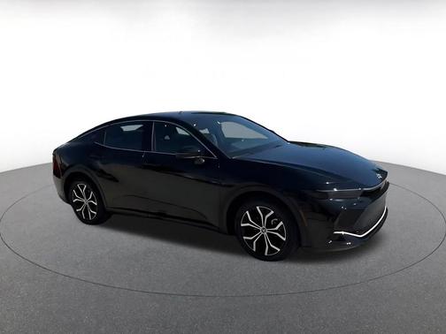 Black 2025 Toyota Crown XLE